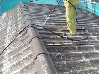 神奈川県横浜市中区 屋根塗装　高圧洗浄