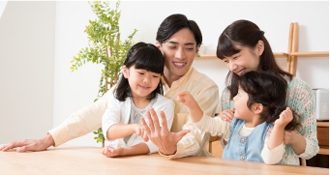 アスベスト曝露の肺ガンリスクは喫煙の2分の1以下です