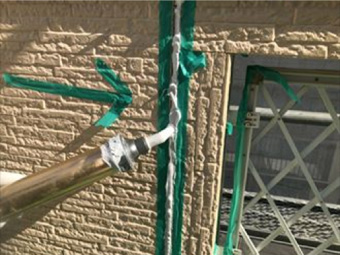 シーリング材を充填