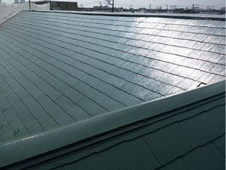 長寿命なフッ素塗料で長期に渡り遮熱効果を維持。