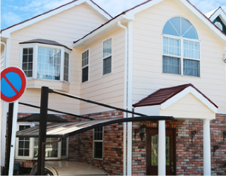 長寿命なフッ素塗料。外壁も長期に渡り遮熱効果を維持。