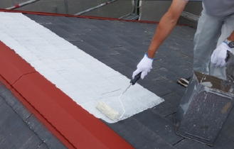 黒は太陽光を吸収する色.反対に白は反射する色