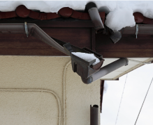 変形している・外れている