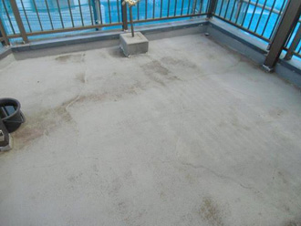 防水層が劣化した陸屋根