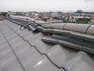 瓦棟崩れから雨漏り