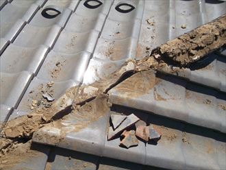 市原市瓦雨漏り005