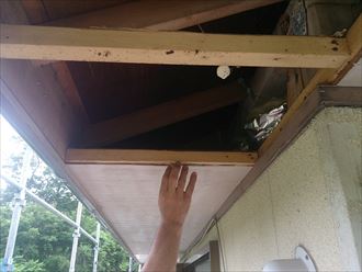 軒天,剥がれ,既存,撤去