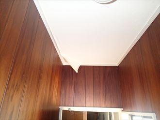 廊下,雨漏り,クロス,剥がれ