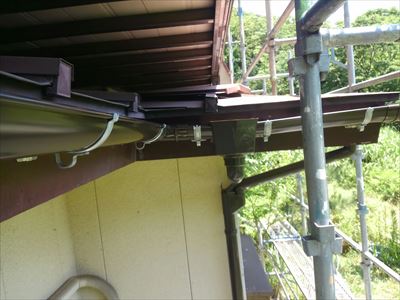 富津市,雨樋取替,支持金具,落ち葉,詰まり