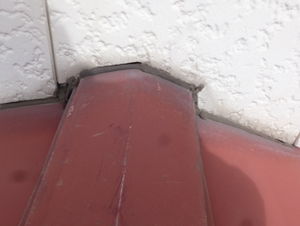 屋根と外壁の取り合い