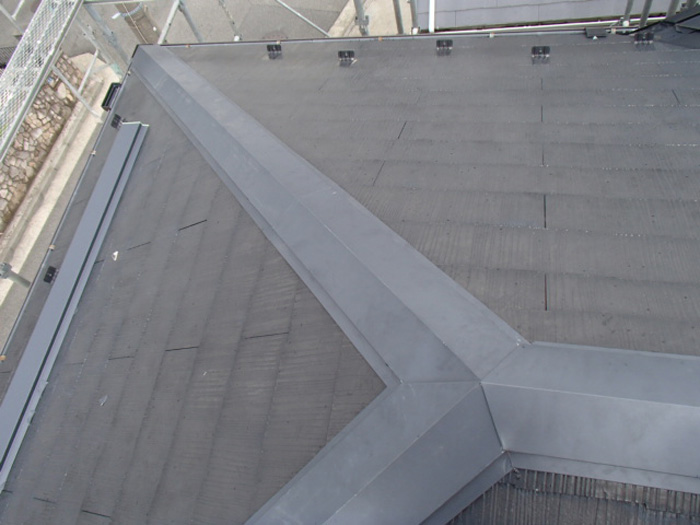 江東区　板金を設置して工事完了