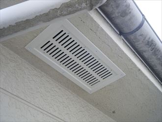 軒天換気口取付