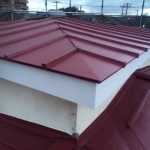 川崎市高津区｜塗膜が剥がれた瓦棒屋根の葺き替え工事
