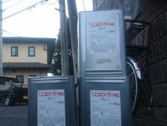 横浜市鶴見区　べスコロフィラーHGで塗装
