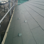 保土ケ谷区で金属屋根材からコロニアルへの屋根葺き替え工事