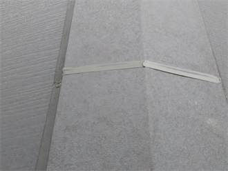 棟板金取り付け