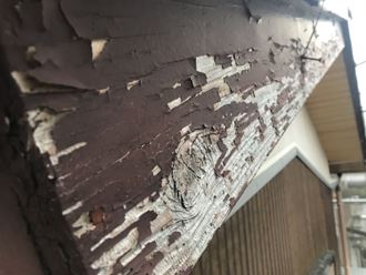 破風板の劣化