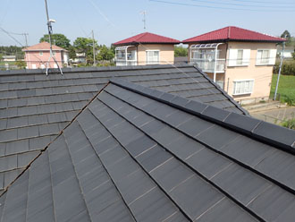 F形瓦（平板瓦）の屋根