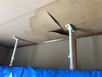 家具にブルーシート