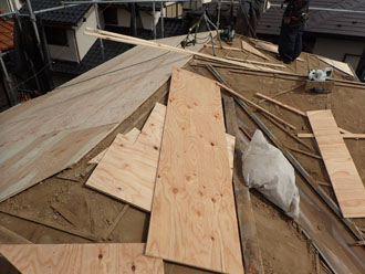 野地板の増し張り