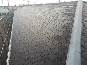 切妻屋根の両面とも綺麗になりました