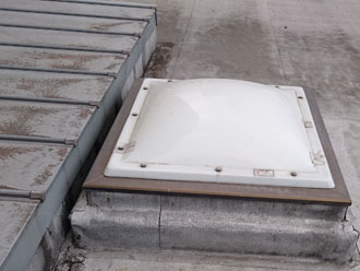 雨漏りしている天窓