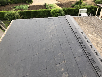 棟板金取り付け完了