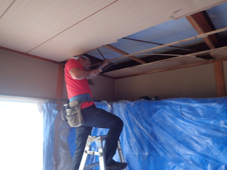 これまでの天井を解体