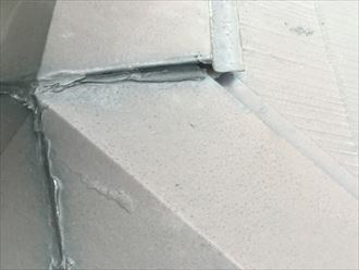 棟板金の浮き