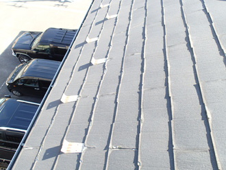 劣化したスレート屋根