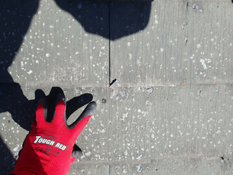 雹が降ったように穴の開いたパミール