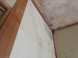 大磯町生沢で屋根からの雨漏り