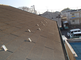 色褪せたスレート屋根