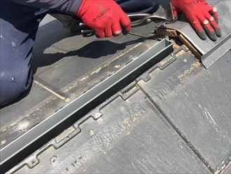 水切り板金の設置