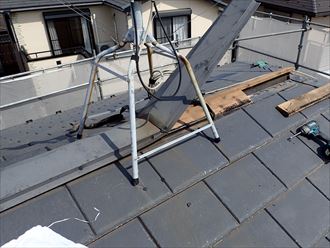 棟板金の撤去