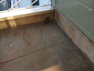 千代田区六番町で雨漏り