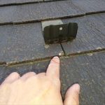 雹による屋根表面の剥がれ