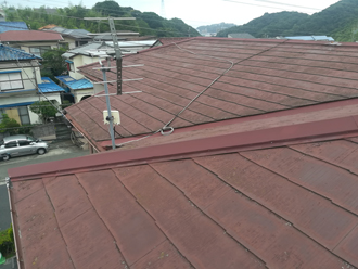 スレート屋根全景