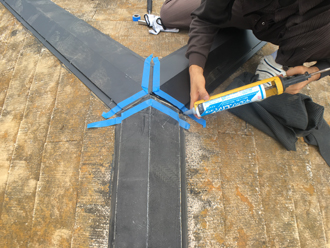 マスキングしてコーキング処理