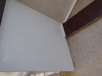 板金補修した軒天