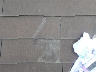 スレート屋根材のコーキング補修工事