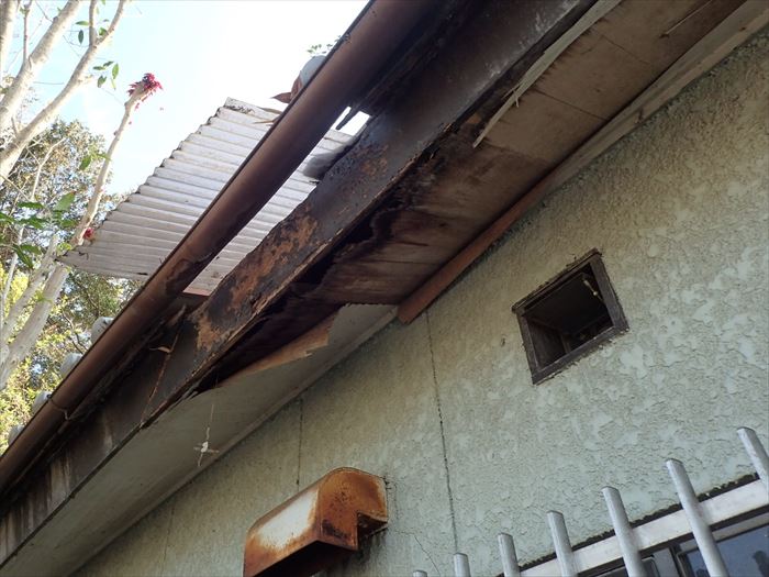 雨漏りの軒天への影響