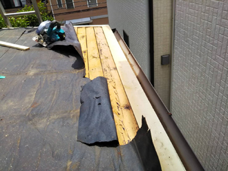 軒先の木材を交換