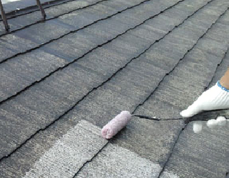 微弾性フィラーは一回塗布するだけで小さなひび割れや傷をカバーすることができる優れもの