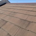 色褪せたスレート屋根