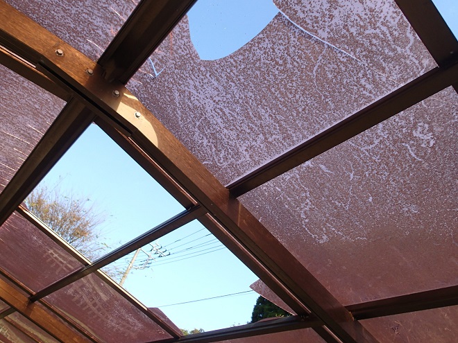 台風15号に被災したカーポート