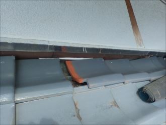 木更津市　瓦のズレ