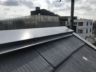 棟板金の浮き