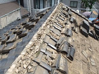 瓦屋根撤去