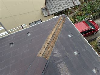 袖ヶ浦市　棟板金の外れ